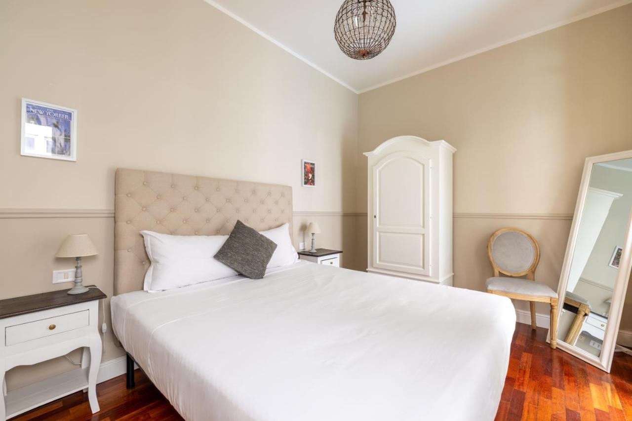 Charming Apartment With Patio A Few Steps From Colosseum Exterior photo
